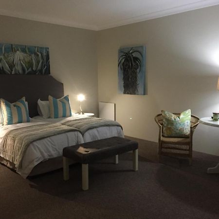 アンダーバーグ エルジン ゲスト ハウス Bed & Breakfast エクステリア 写真