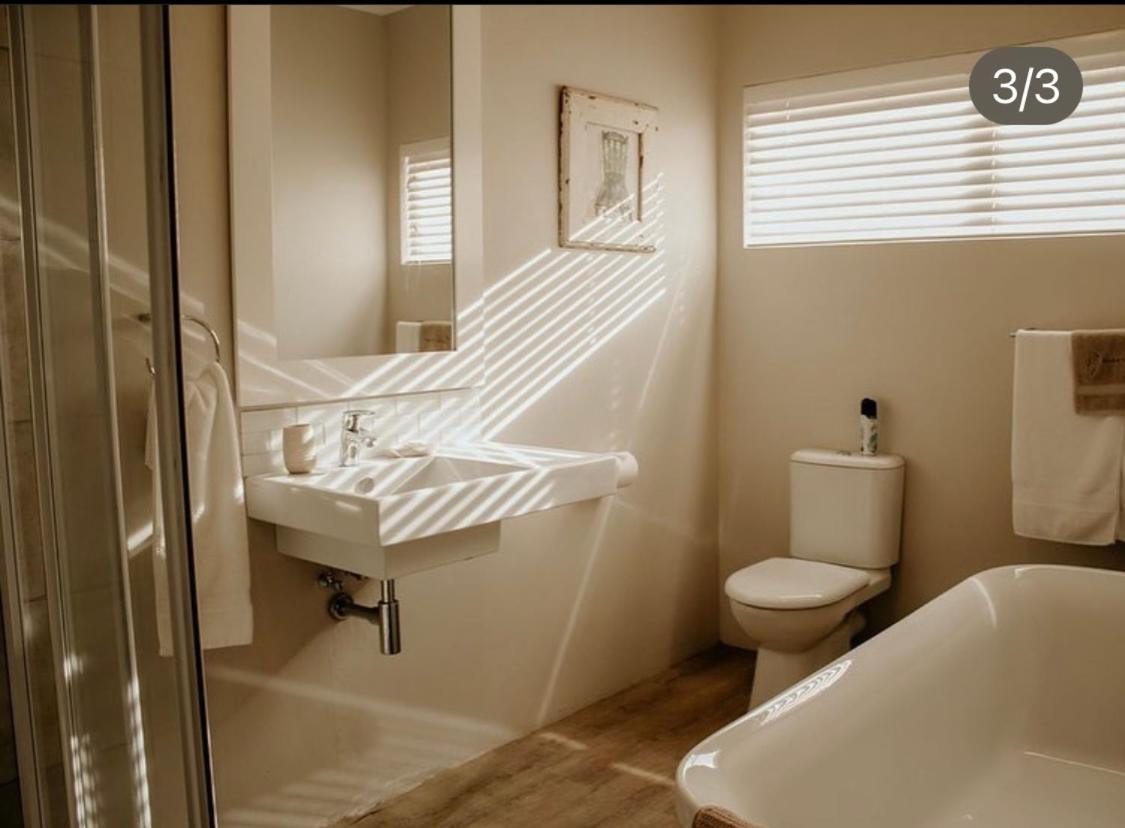 アンダーバーグ エルジン ゲスト ハウス Bed & Breakfast エクステリア 写真